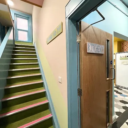 Art Hostel