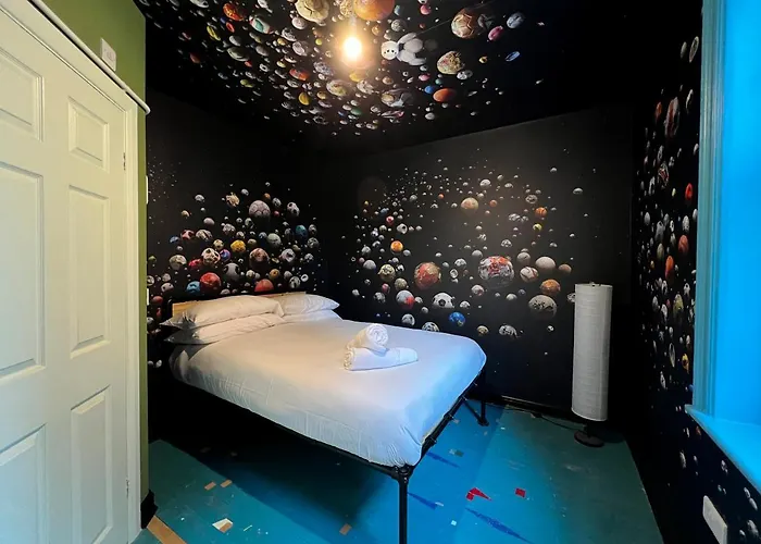 Art * Leeds (West Yorkshire)